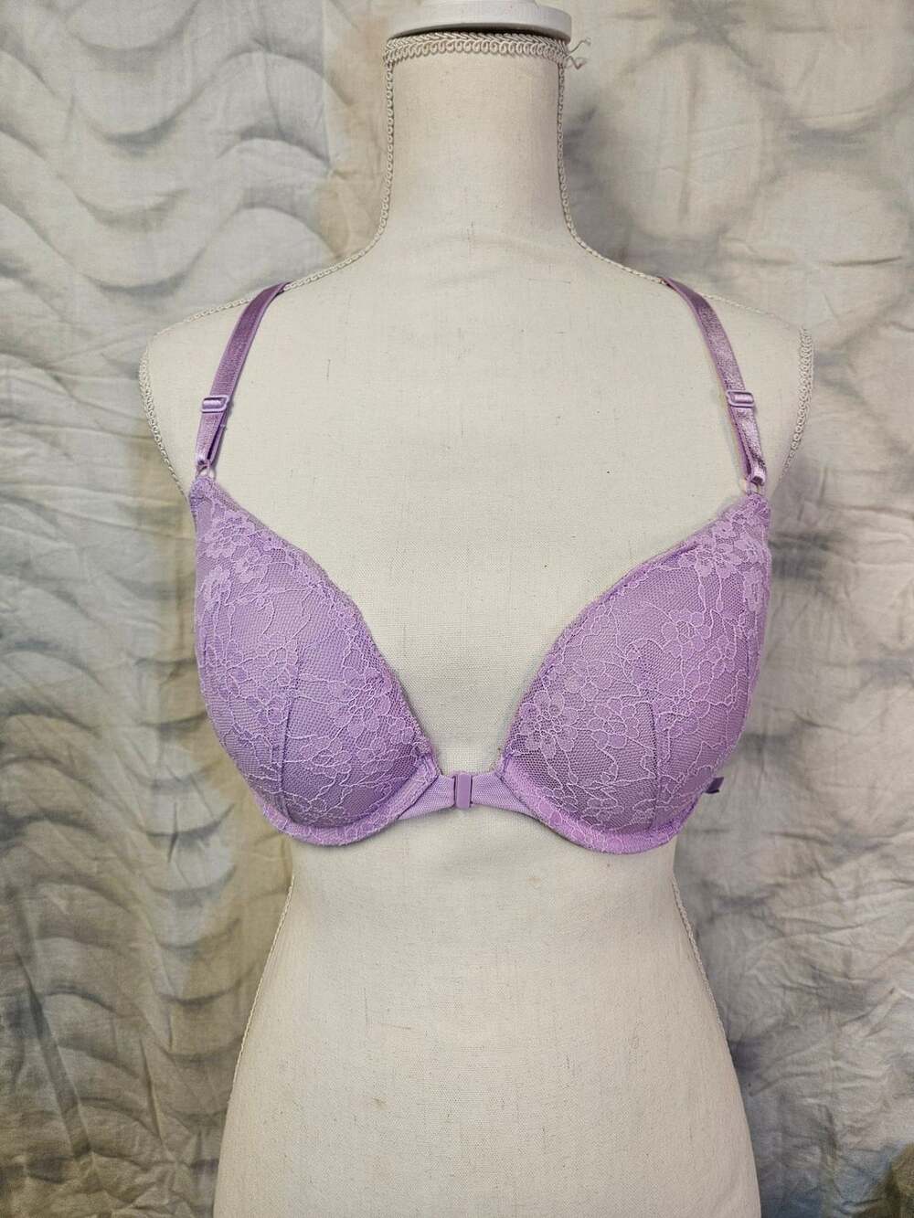 36C Purple DaisyLace FrontClose T ExtremeLift Victorias Secret Plunge PU UW Bra